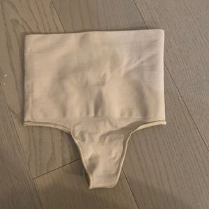 SKIMS NWOT Shapewear